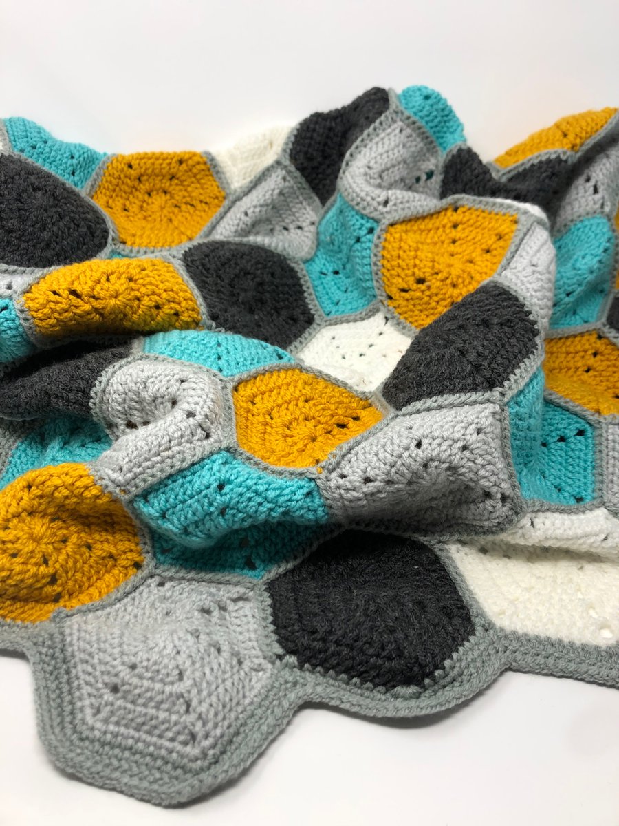 Crochet Blockbuster Hexagon Blanket 