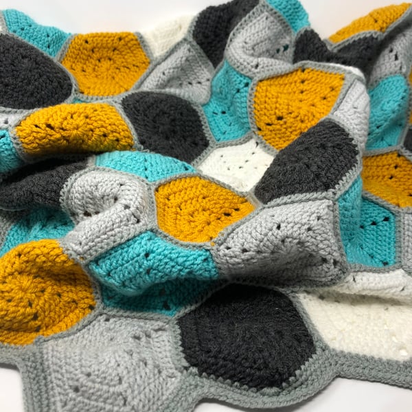 Crochet Blockbuster Hexagon Blanket 