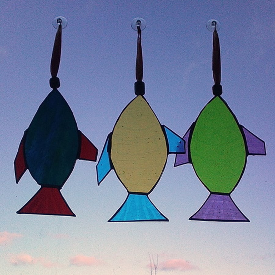 Etched Lime and Purple Stained Glass Fish Window Decoration 