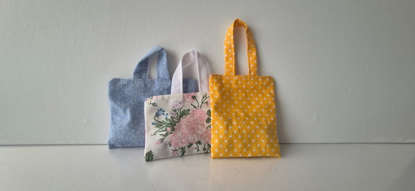 Set of 3 Handmade Lavender Bags - Natural Lavender Sachets for Wardrobe & Linen