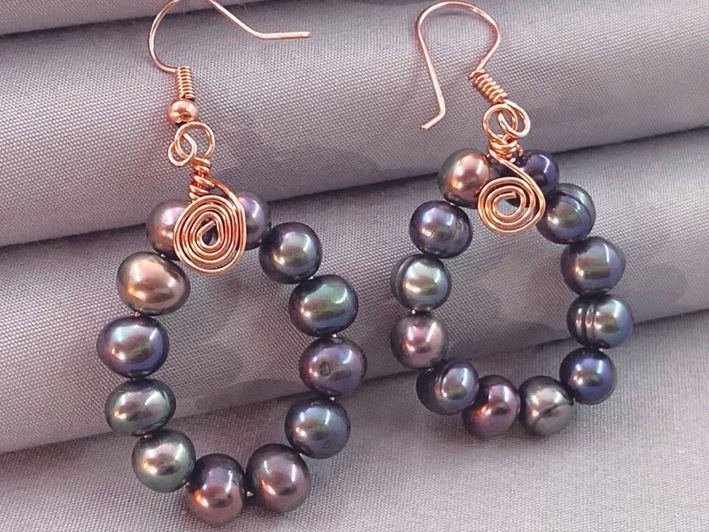Peacock Cultured Pearl & Rose Gold Dangle Teardrop Hoop Earrings
