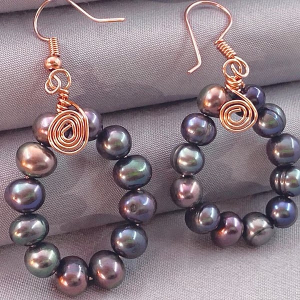 Peacock Cultured Pearl & Rose Gold Dangle Teardrop Hoop Earrings