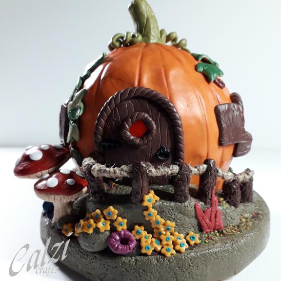 Polymer Clay Pumpkin Fairy House With Lights (3)