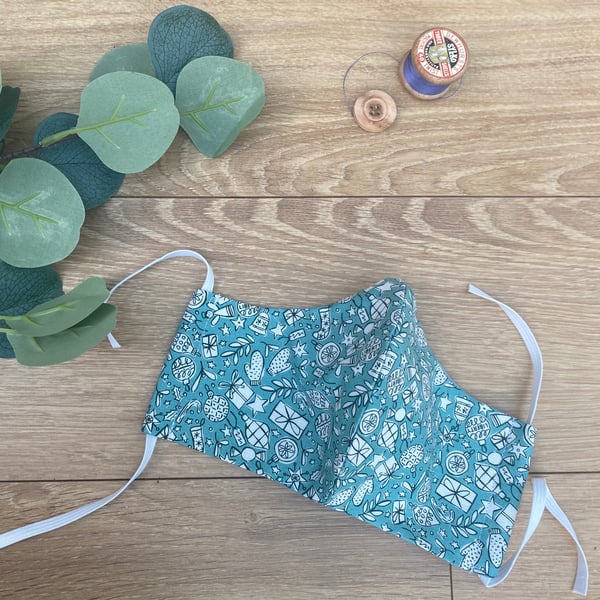 Face Covering, Adult Face Mask, Triple Layer, Nose Wire, Liberty,Christmas