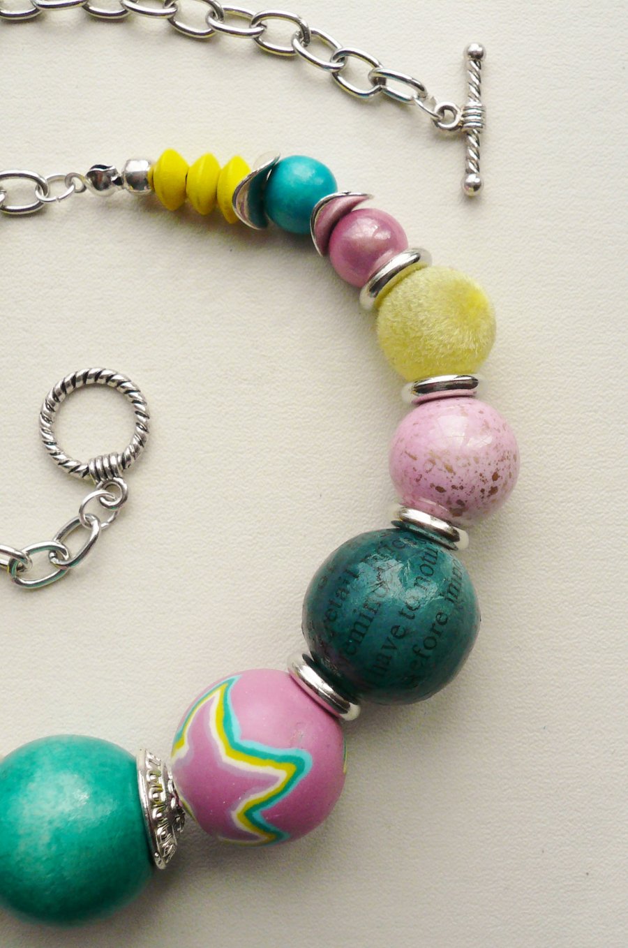 Collar Necklace Pink, Blue and Yellow Mixed Bead Silver  KCJ638