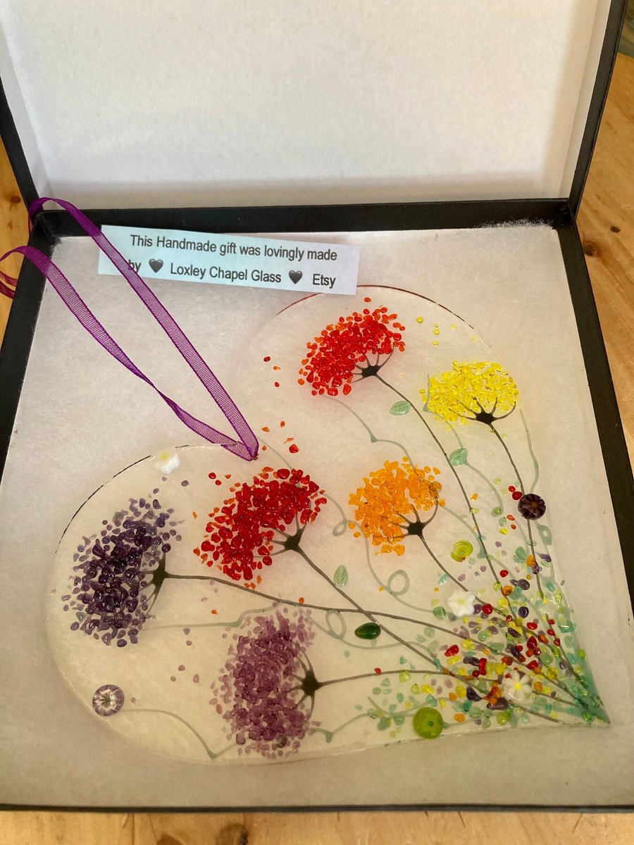 Pretty flower meadow fused glass hanging heart Art Picture Sun Catcher