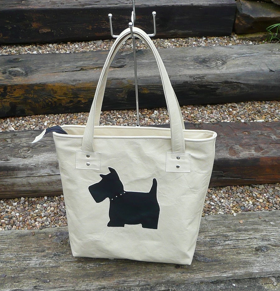 Leather tote bag black Scottie dog applique cream leather shopping bag zip top 