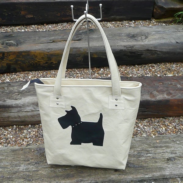 Leather tote bag black Scottie dog applique cream leather shopping bag zip top 