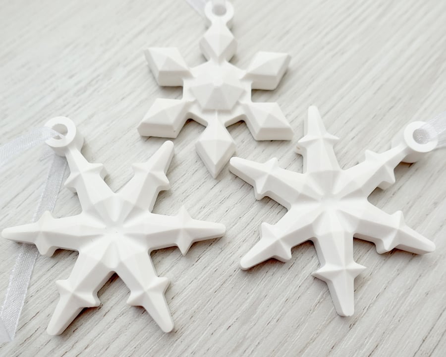 Scented Gypsum Snowflakes Tree Fragance Decorations  Shimmer Pine