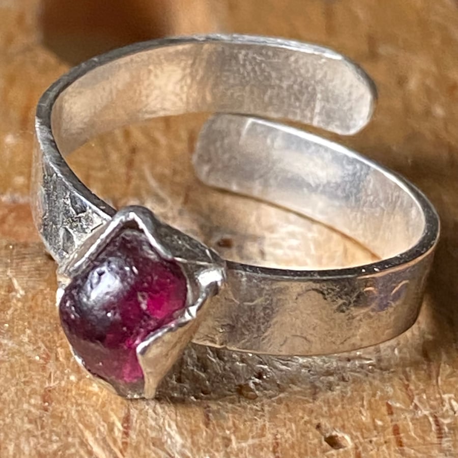 Thames garnet adjustable ring