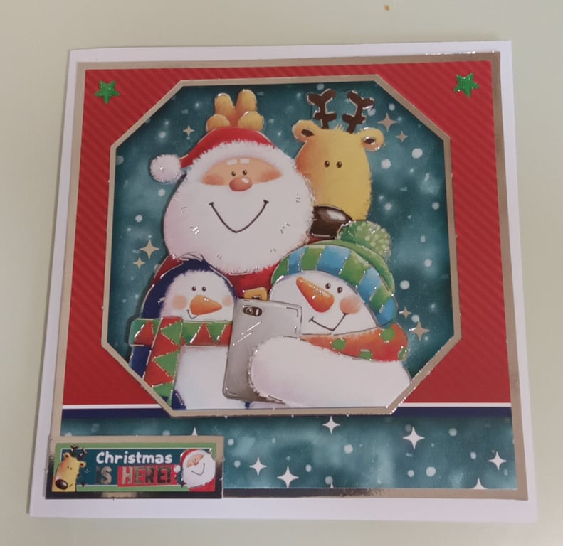 3D Decoupaged Christmas Card,  Santa Selfies
