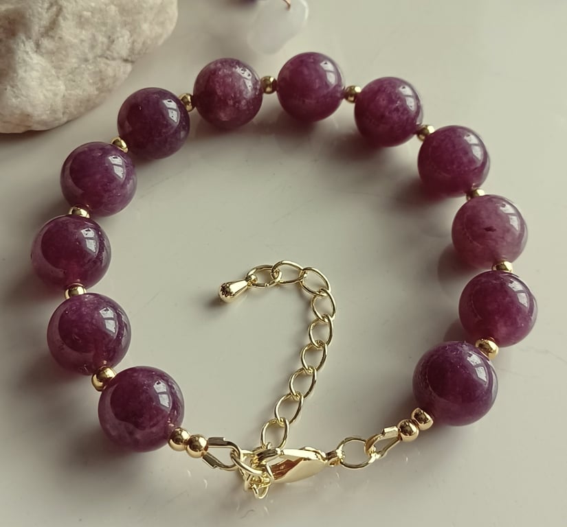 Lepidolite Beaded Bracelet, Adjustable Wrist Size, Gold Plated Stainless Steel 