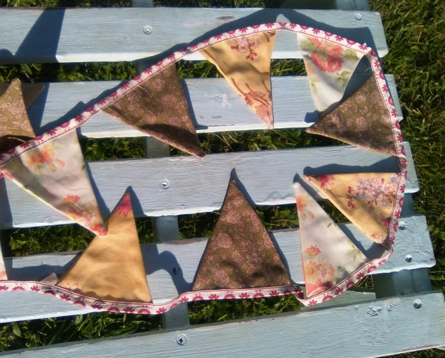 Retro-Style Floral Bunting. Lots of Length. Let it Flutter!