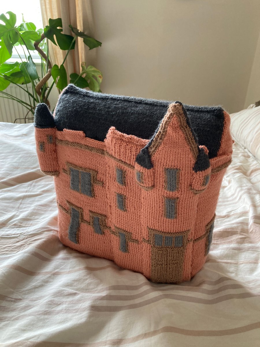 Scottish pink castle cushion 