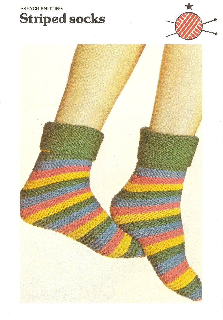 VINTAGE KNITTING PATTERN Ladies Striped Socks