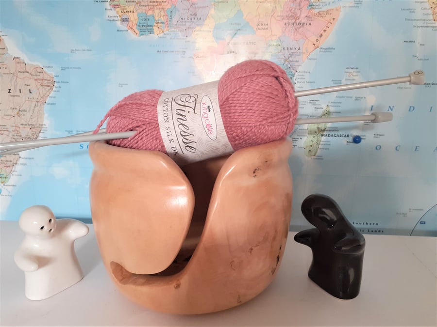 Small English Yarn Bowl