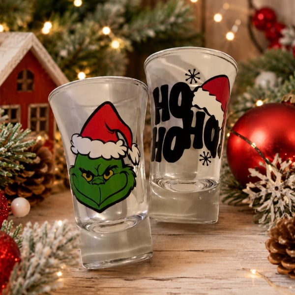 Christmas 60ml Shot Glasses – Festive Novelty Christmas Gift