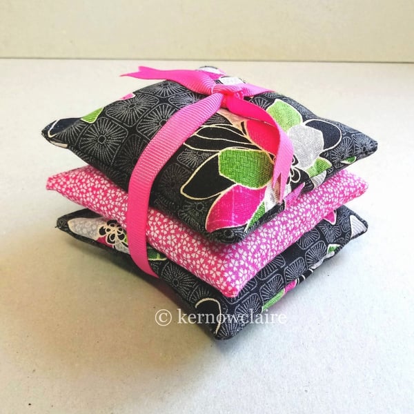 Lavender bags x 3 in black and bright pink