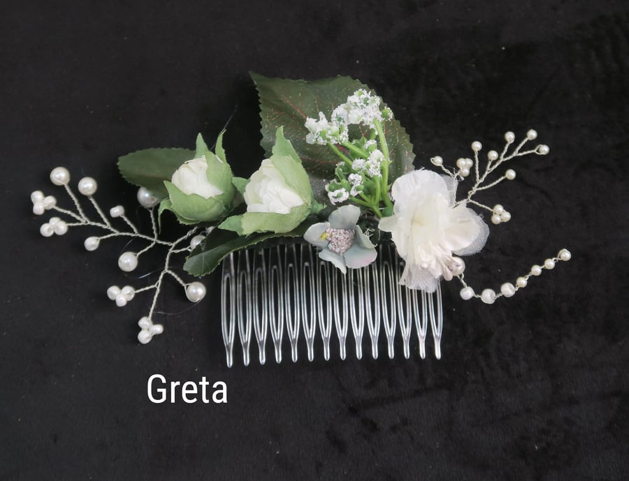 Handmade floral hair comb, white rose buds, bridesmaid gift, wedding hair piece