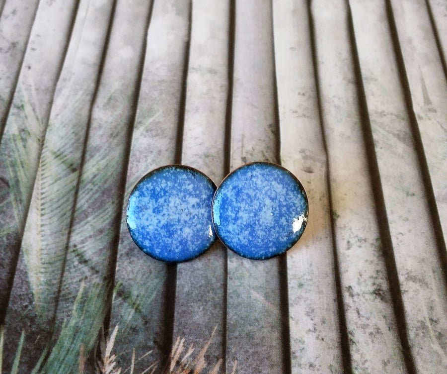 15mm speckled blue stud earrings in enamelled copper 220