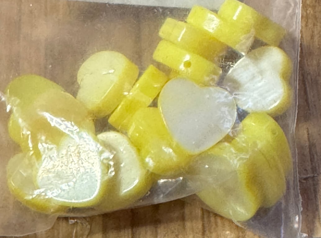 10 x Yellow  Mother of Pearl Shell Heart Charm Beads 11mm