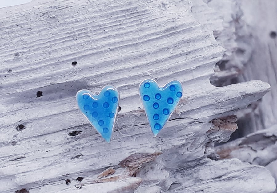 Enamel dotty heart studs-Aqua Blue