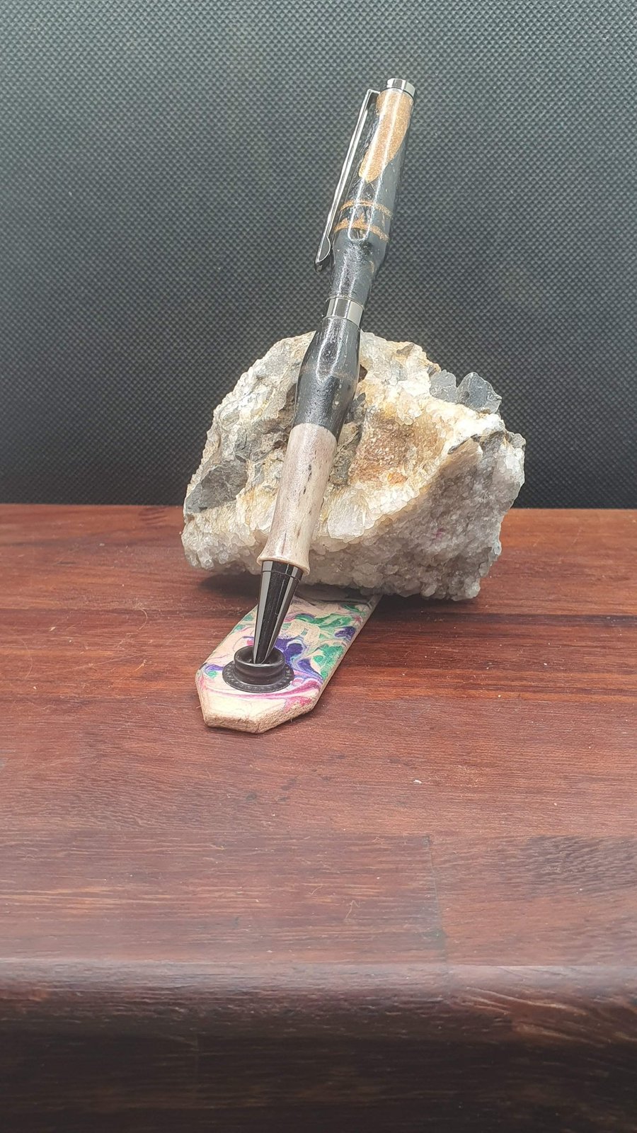 Bog Oak pen