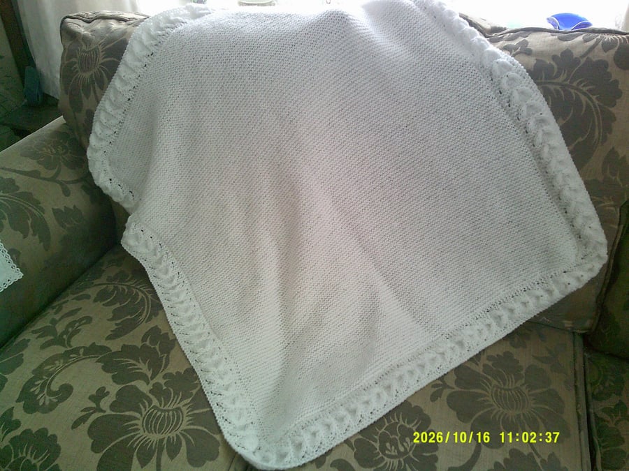 Knitted Shawl with Garter Stitch Centre