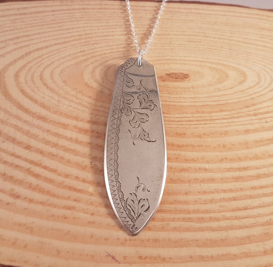 Upcycled Silver Plated Patterned Butter Knife Necklace SPN021710