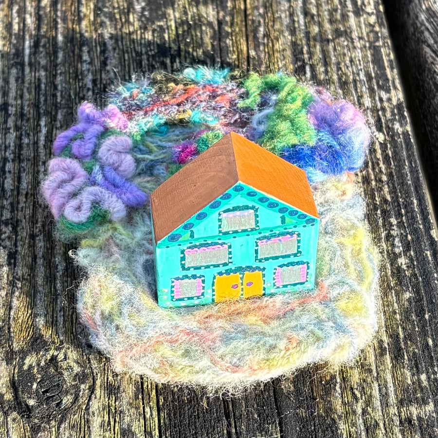 Little hand painted wooden house with a needle felted garden shelf ornament 