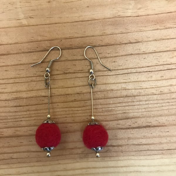  Felt Earrings. (329)