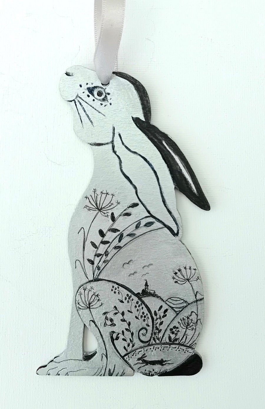 Silvery sitting hare