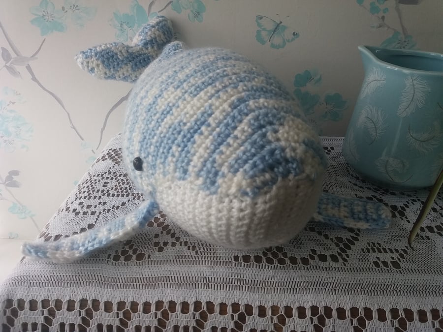 Water whale toy