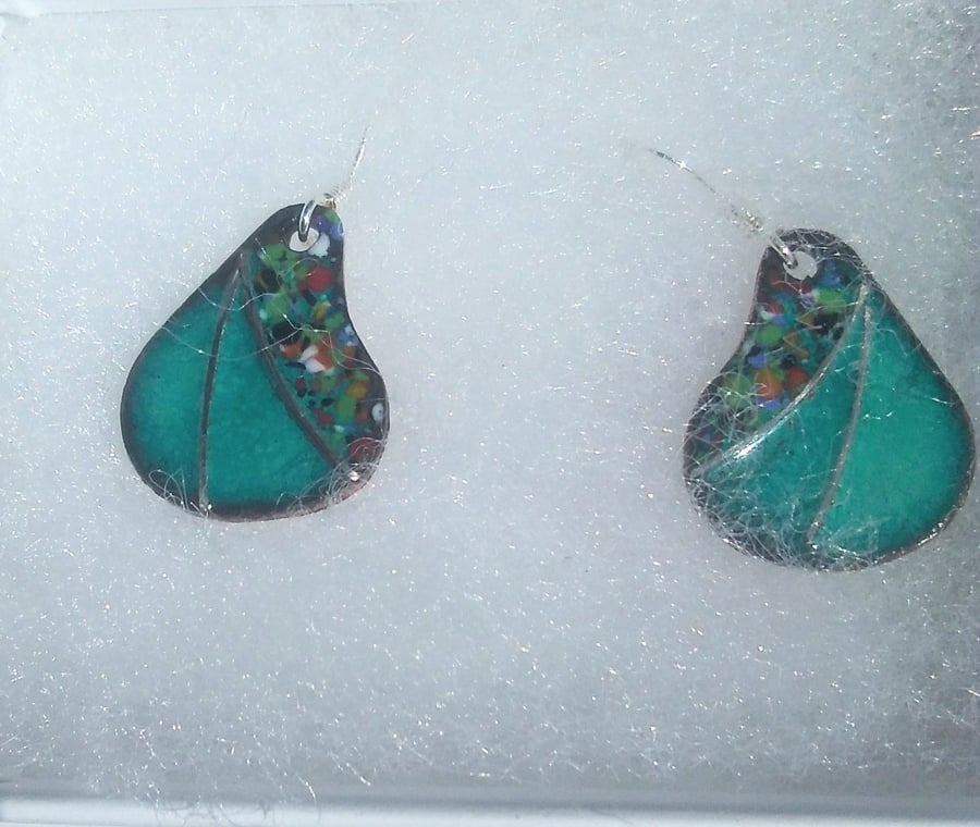 KIDNEY SHAPED ENAMELLED EARRINGS - SMALL & DAINTY WITH SILVER WIRE