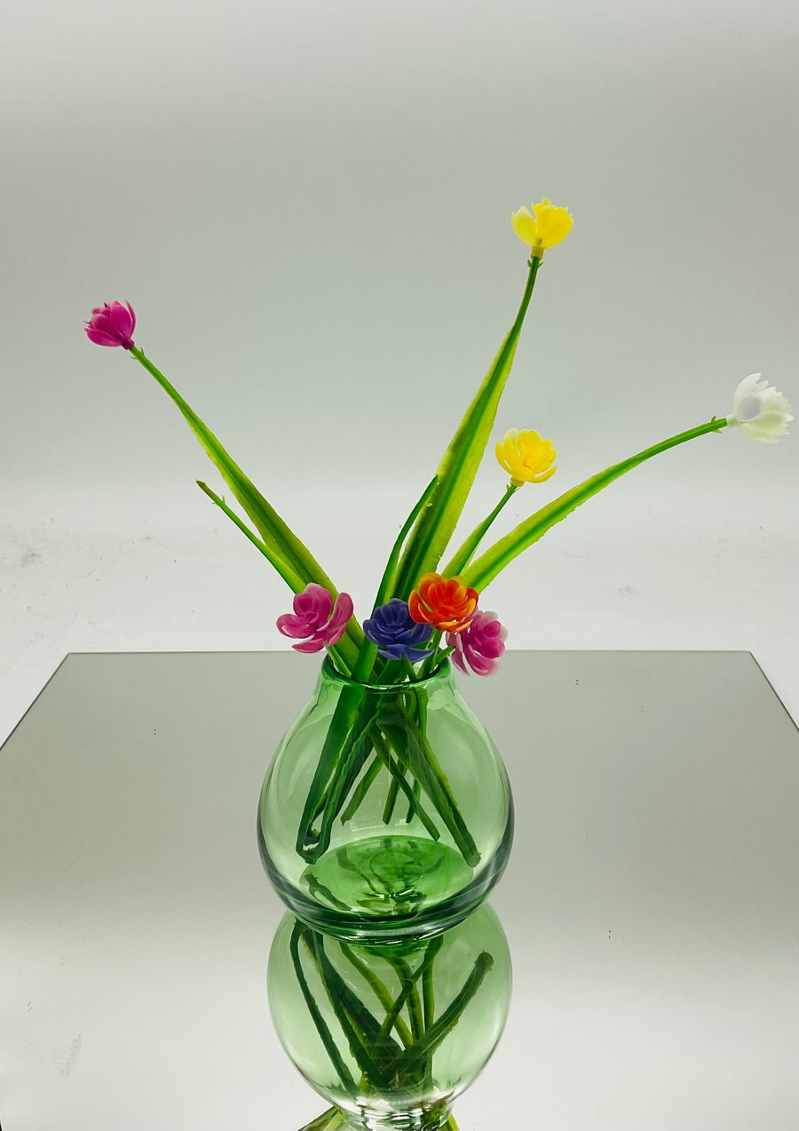 Moss Green Victorian Snowdrop Vase