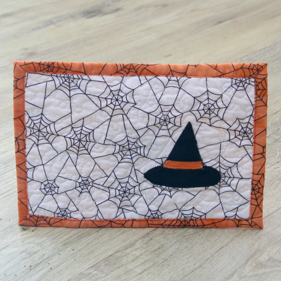 Halloween Witches Hat Mug Rug