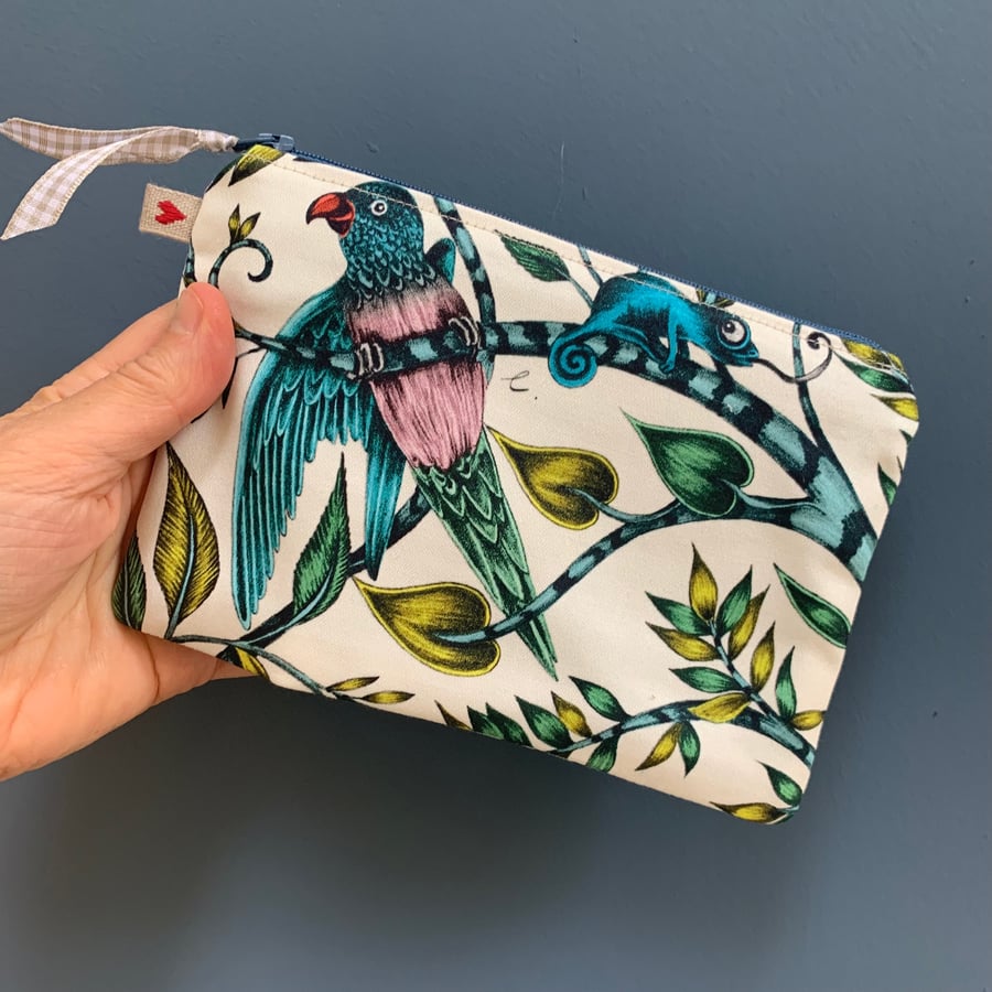 Rousseau cotton zip pouch with bird and lizard