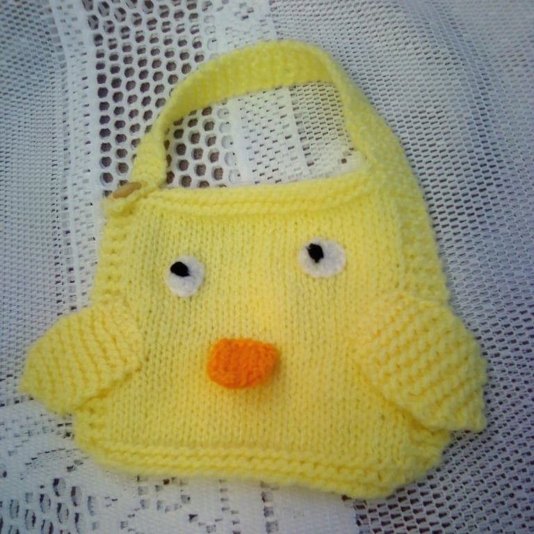 Pack of 3 Baby Animal Themed Knitted Baby's Bibs, Baby Shower Gift, Gift Set