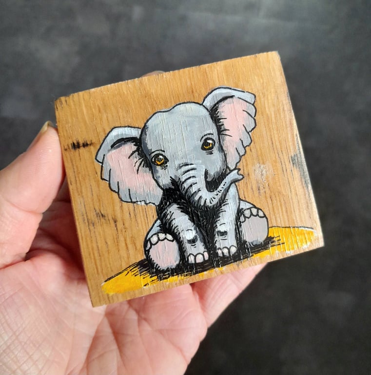 Hand Painted Reclaimed Mini Whisky Barrel Stave - Cute Elephant