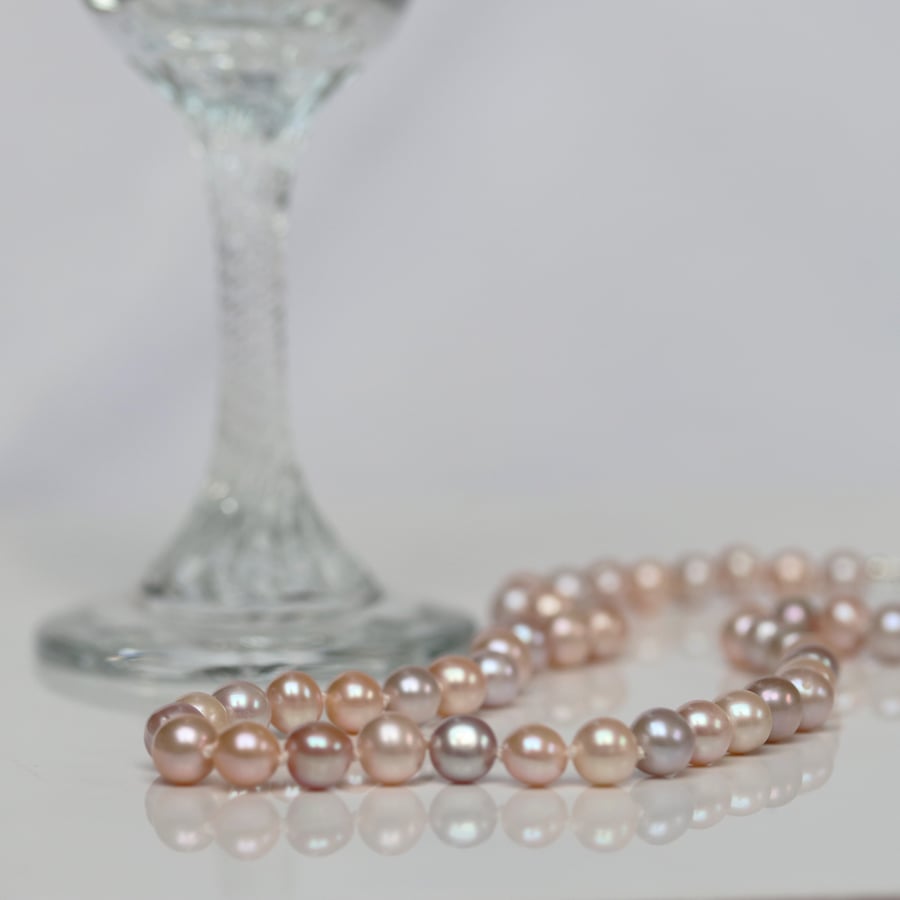 Pink and Peach Mixed Colours Freshwater Pearl Necklace