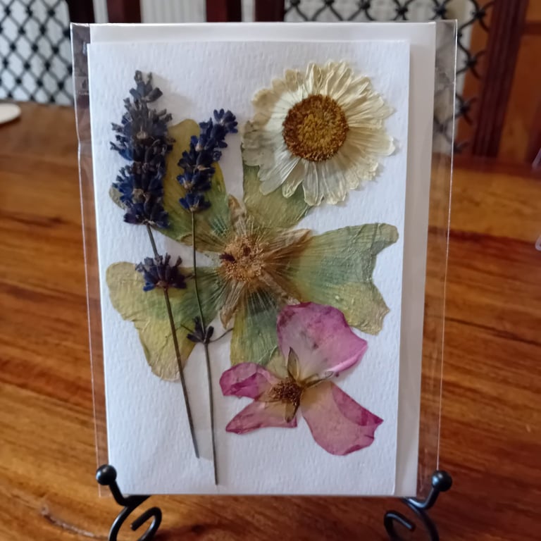 Exquisite Handmade pressed flower card. Original design. A6 size. 4x6inch