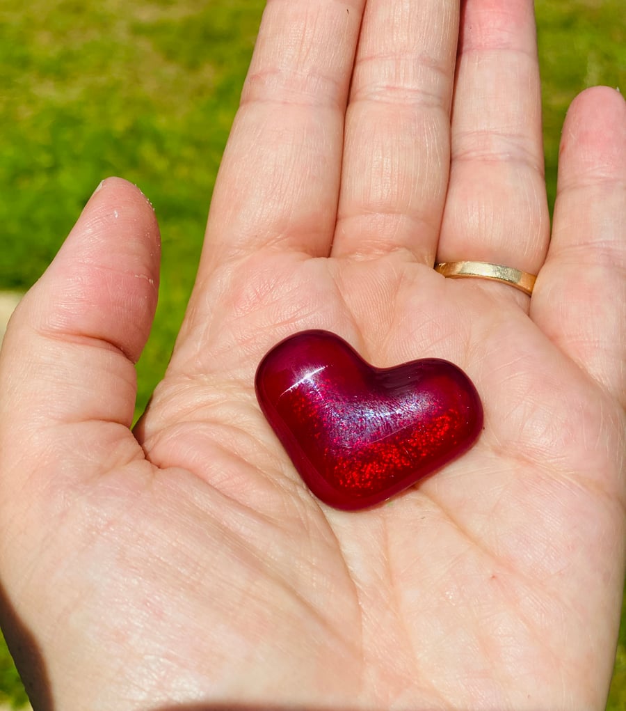 Fused glass hearts 