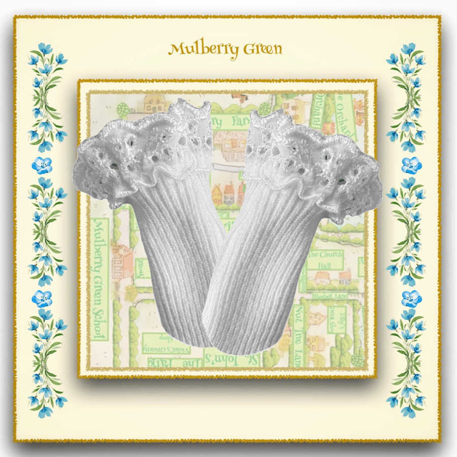 Frilly White Ankle Socks