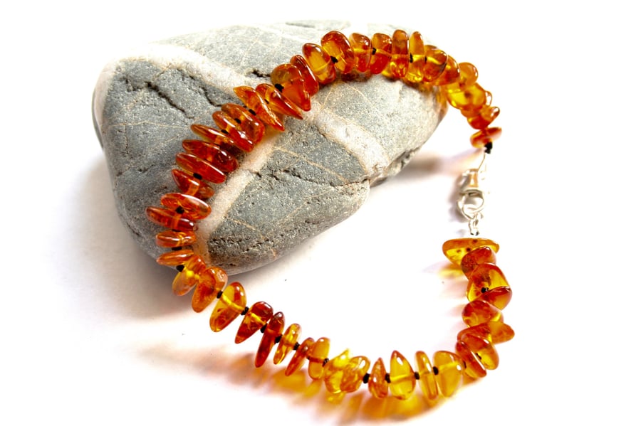 Amber chip bracelet