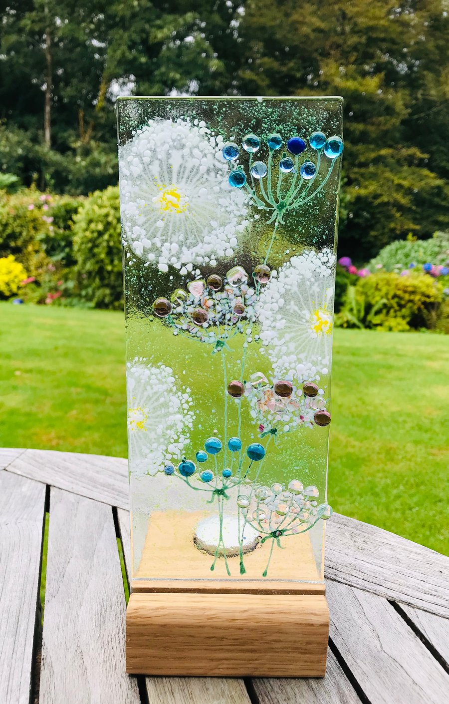 Make a wish panel in oak stand