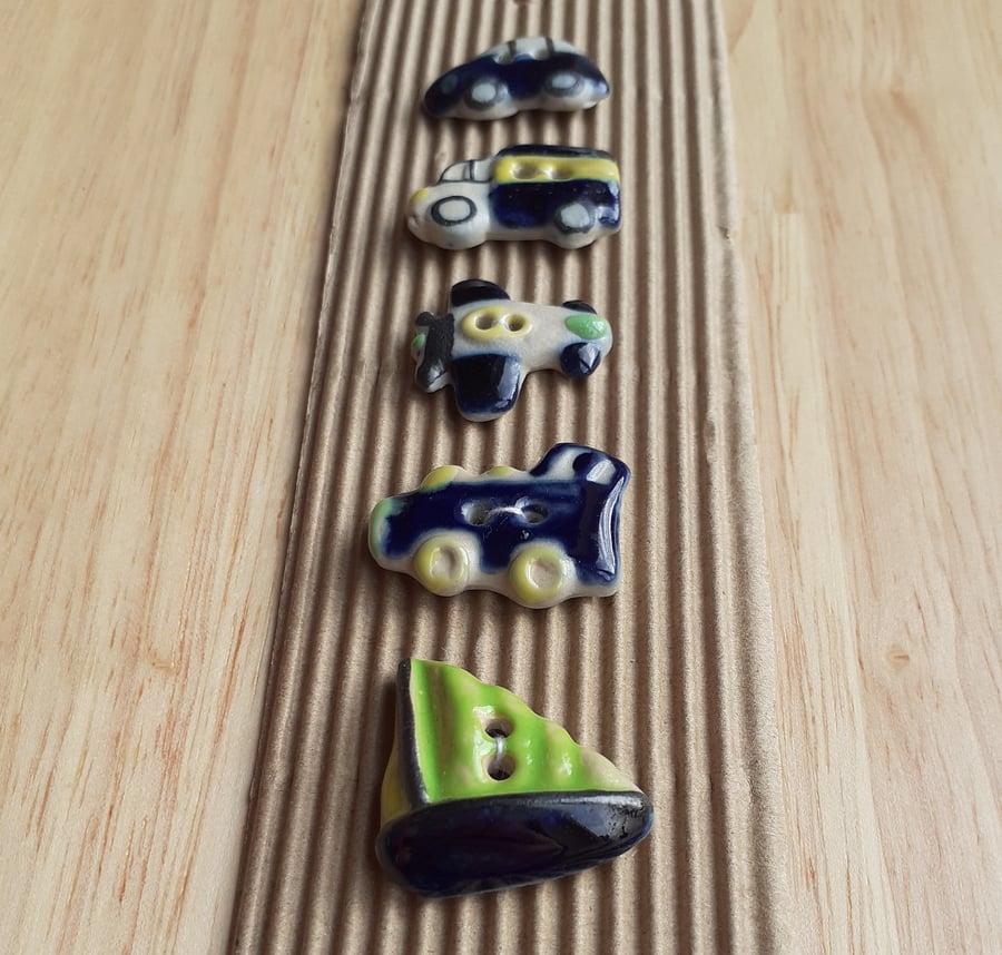 Set of 5 ceramic vehicles buttons