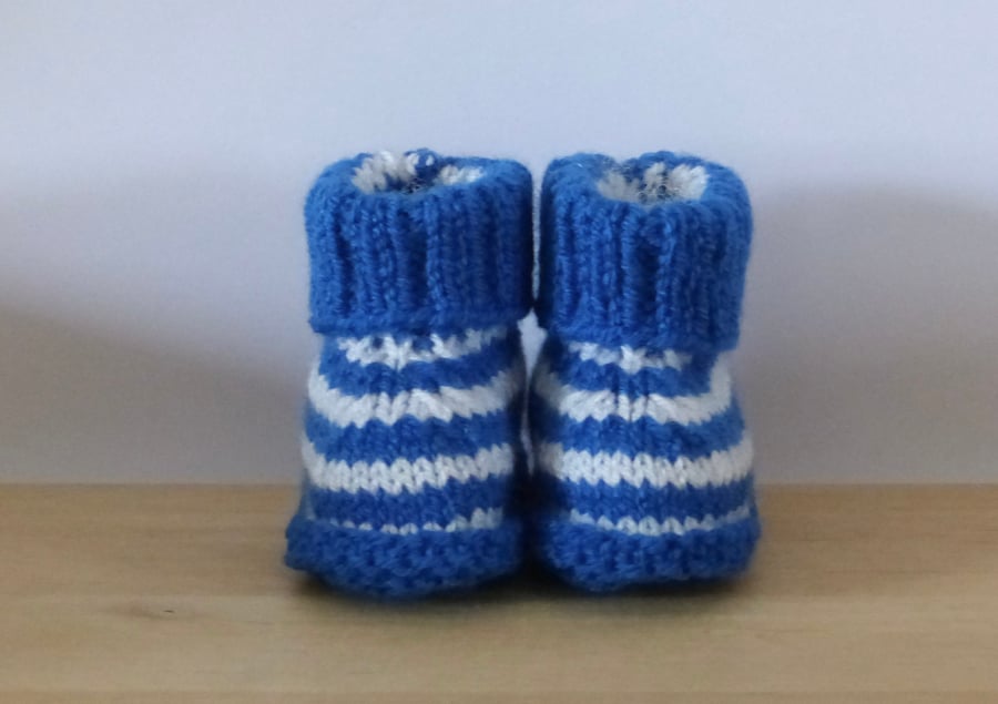 knitted Baby Booties