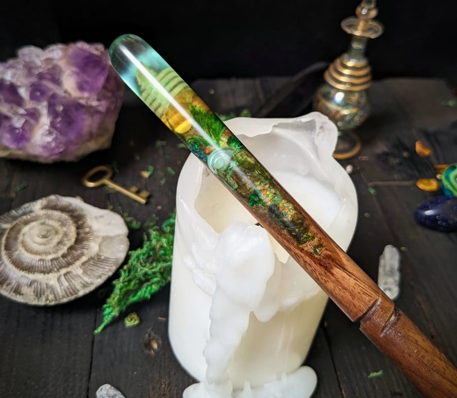 Wizard Wand - Wooden Magic Wands - Witches, Wiccans, Pagans - Spellcasting