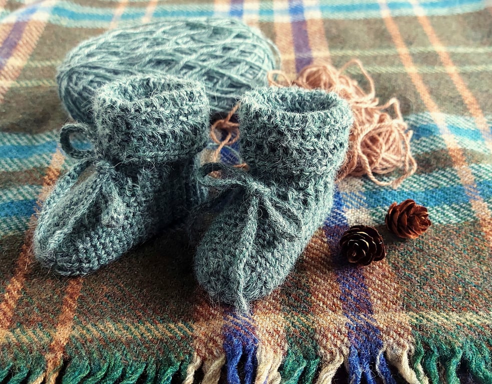 Alpaca Baby Booties, 100% certified alpaca, Andes Collection, 0-4 months