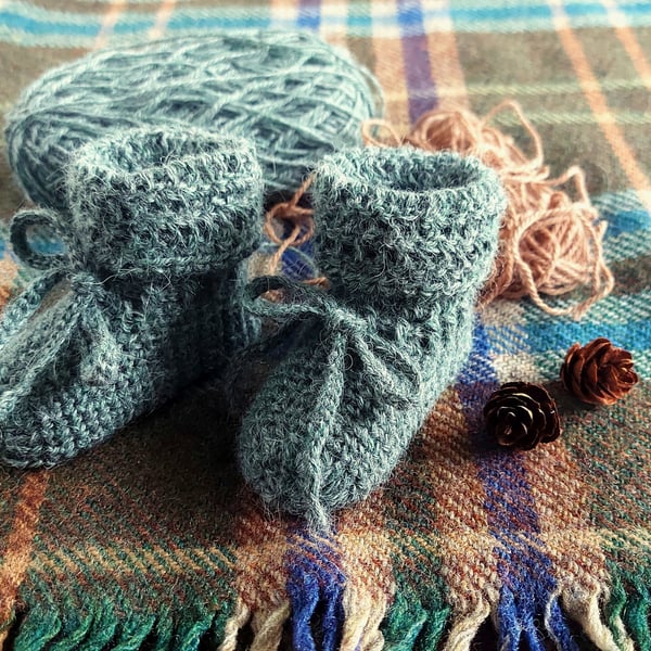Alpaca Baby Booties, 100% certified alpaca, Andes Collection, 0-4 months